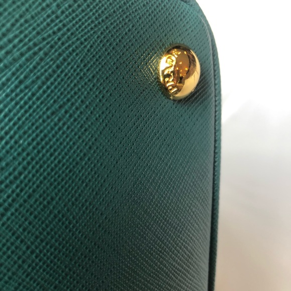 NWT Prada  Saffiano Lux Ottanio handbag large 😍 - Picture 6 of 9